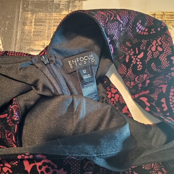 EnFocus Cocktail Dress Mid-Length Mesh Cut Outs Maroon and Black Size 12 - Picture 5 of 5